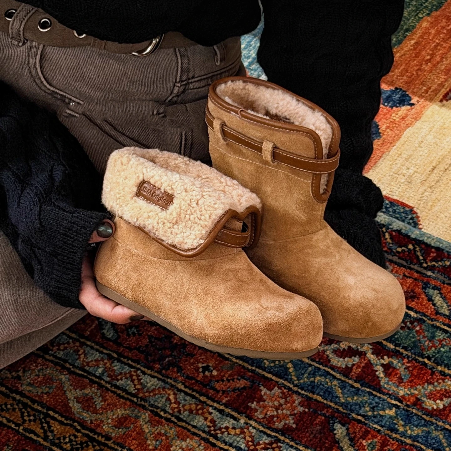 

Snow boots Girl's winter thickened cotton shoes with fur and fashionable short boots