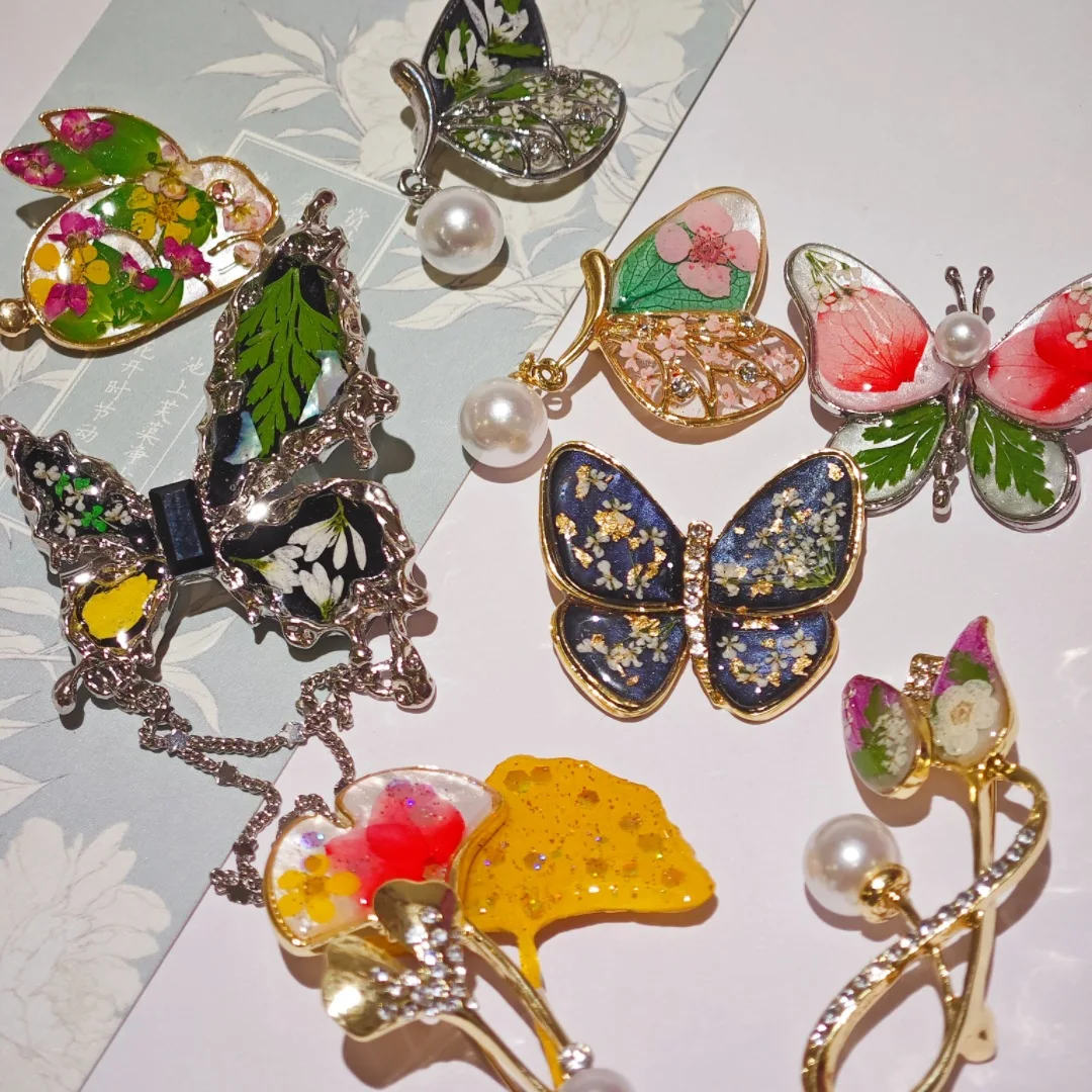 

3276 оптовая продажа, креативная брошь-бабочка из сушеных настоящих цветов, костюм, универсальные аксессуары для одежды, креативный подарок на Рождество и день рождения