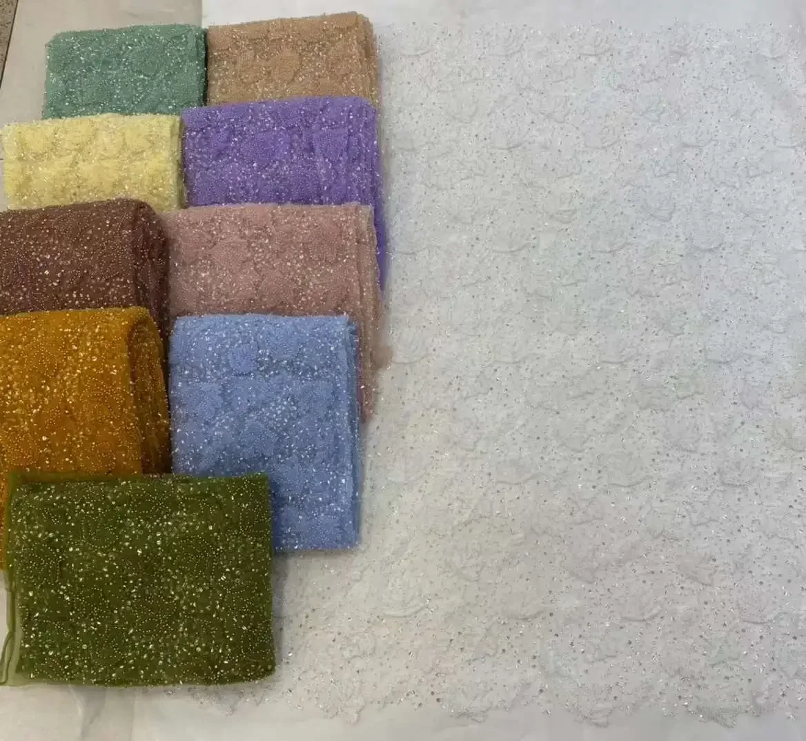 High Quality Hkg Fashion 3d Lace Fabric Latest Dubai Beaded Flower Tulle Embroidered Applique Fabric for Sewing Material