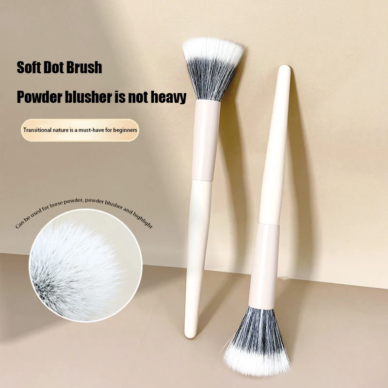 Brosse à fard à joues en poils doux et moelleux, pinceau de maquillage multifonction, fard à joues, surligneur, poudre pour le visage partielle, 1PC