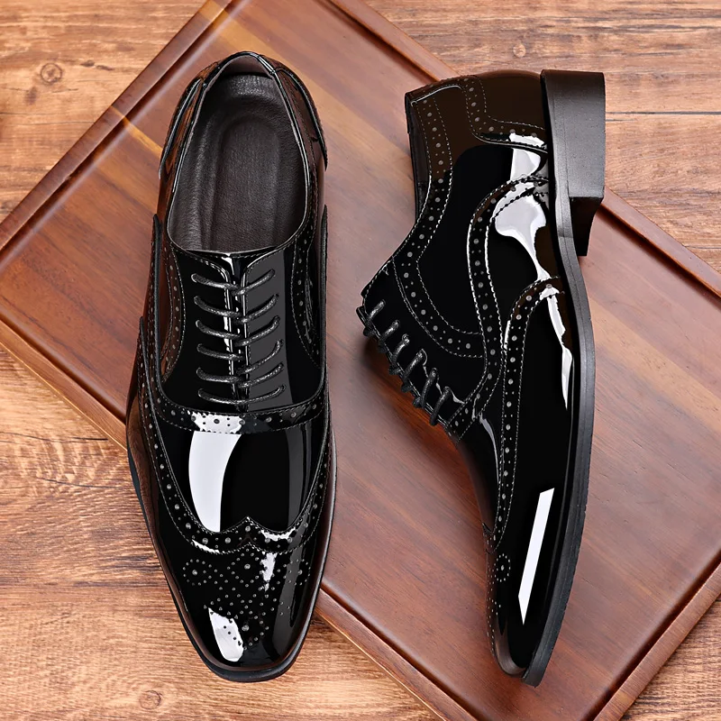 Summer Men Mirror Carving Business Dress Shoes Fashionable Breathable Workplace New Blok Men Shoes