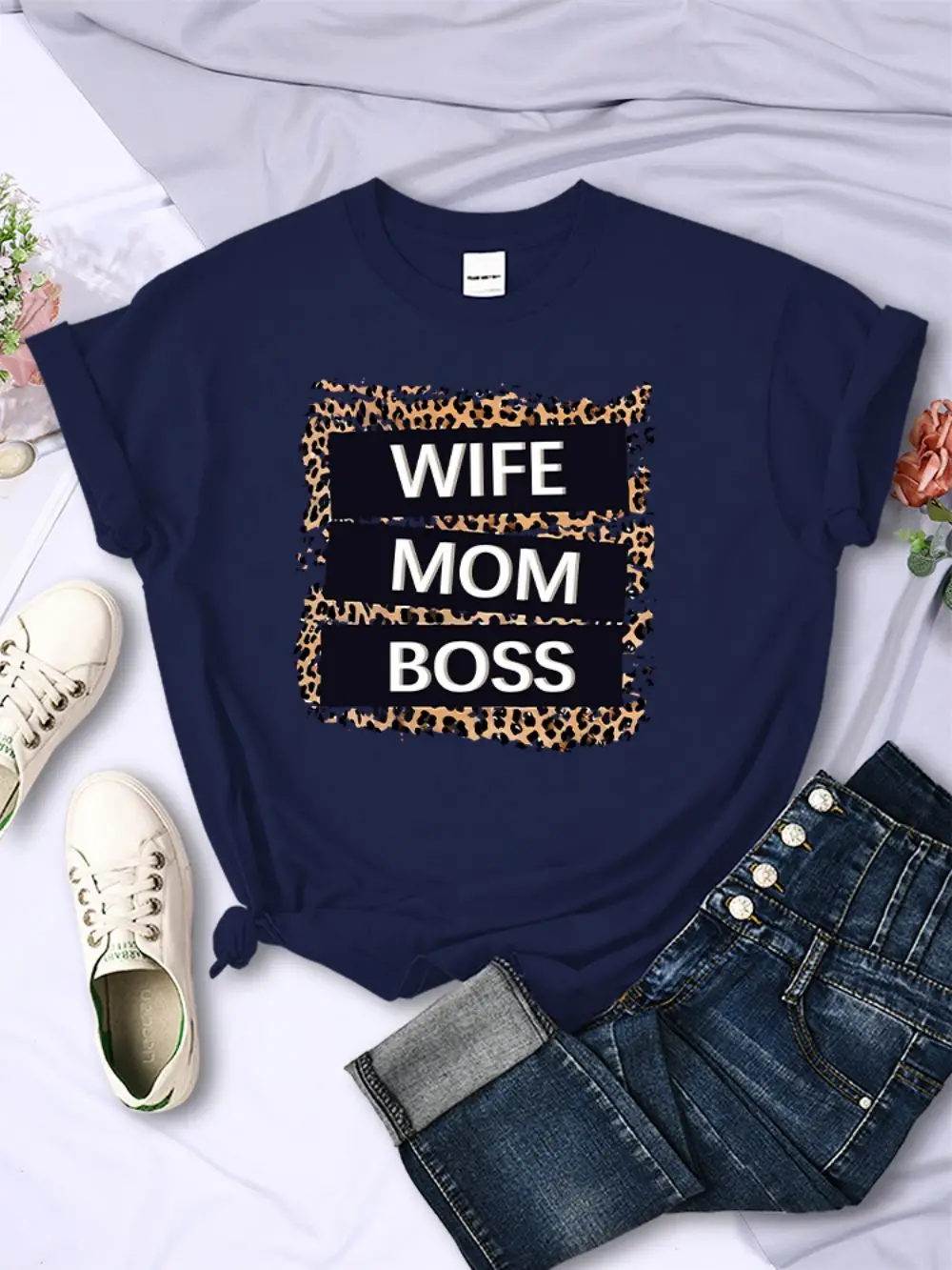 Straße Frau T-Shirts Frau Mama Boss Brief Leopard Drucke T-shirts Weiche Atmungsaktive Oansatz Kurzarm Sommer Casual Weibliche Kleidung – Detail 5