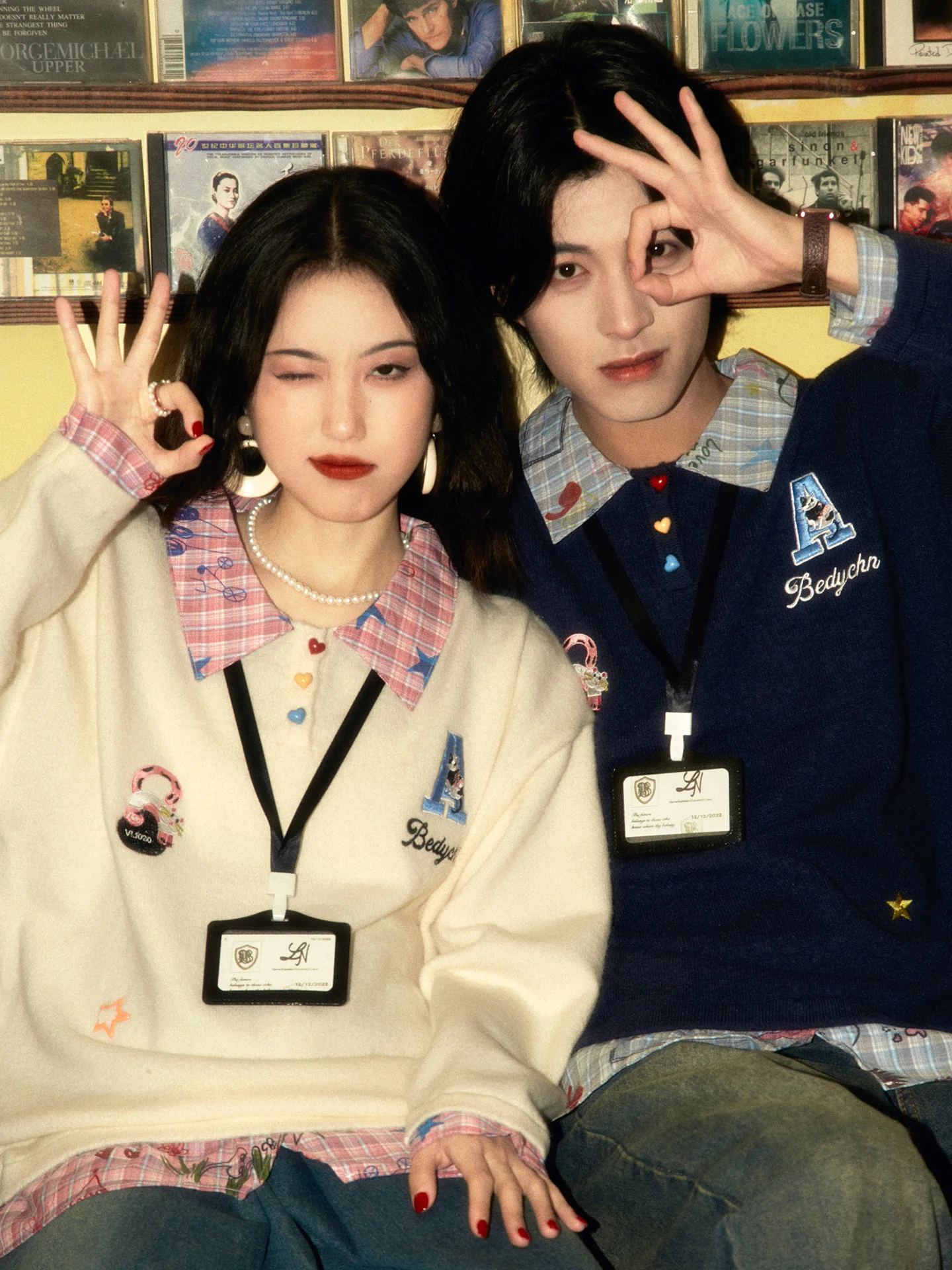 Retro Style Men's Letter Embroidered Chest Tag Fake Two-Piece Apricot Sweater Couple Style Loose Casual Blue Knitted Sweater