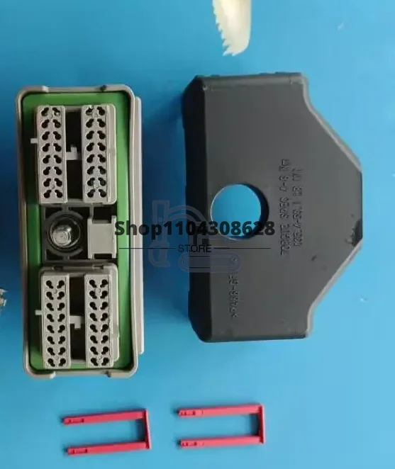 

15488668, 15488667, 64-контактный разъем ЭБУ Caterpillar 323D, 320D