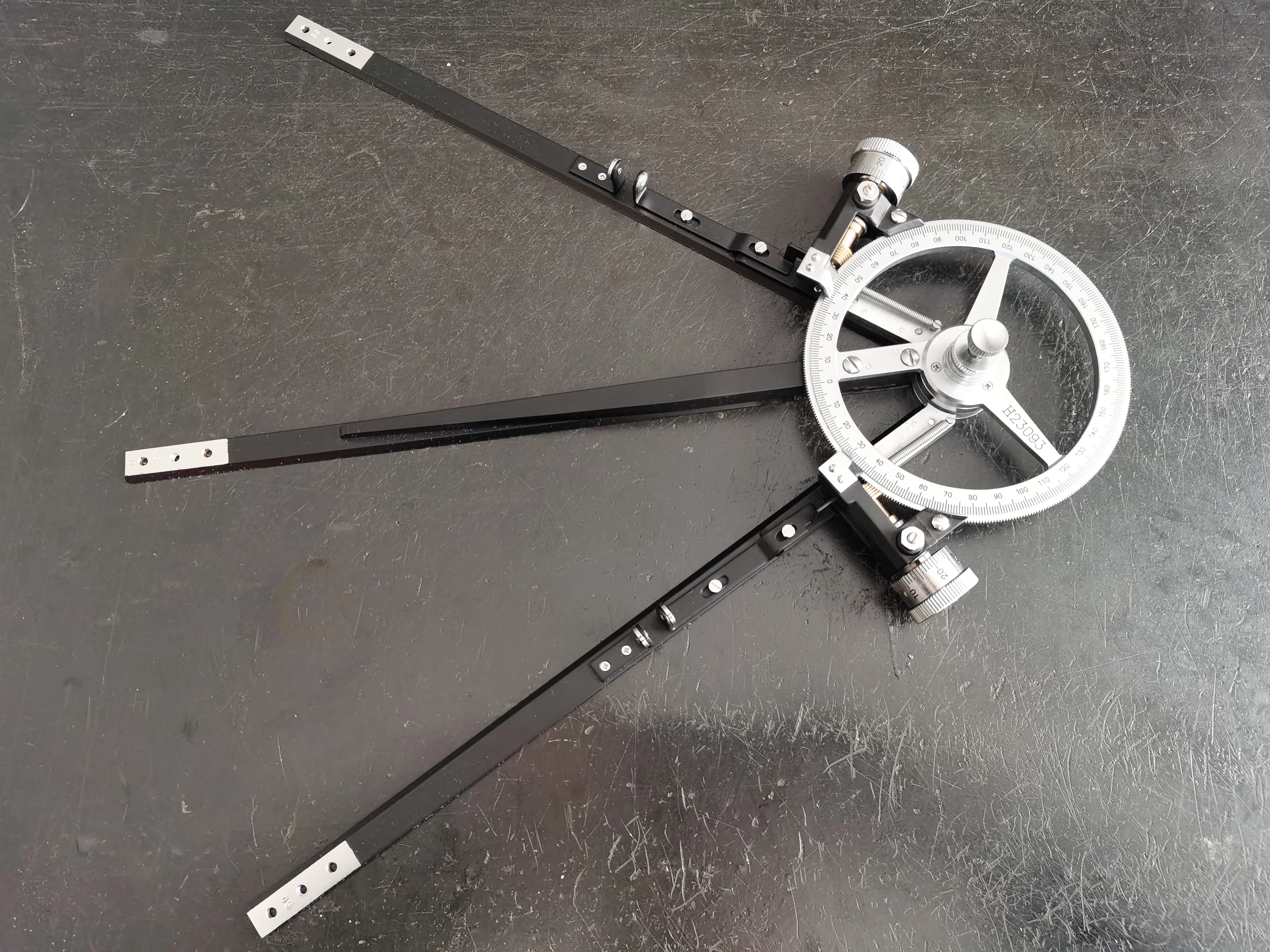 YYHC- Protractor Adopt three point double Angle method or objective lens plus azimuth method