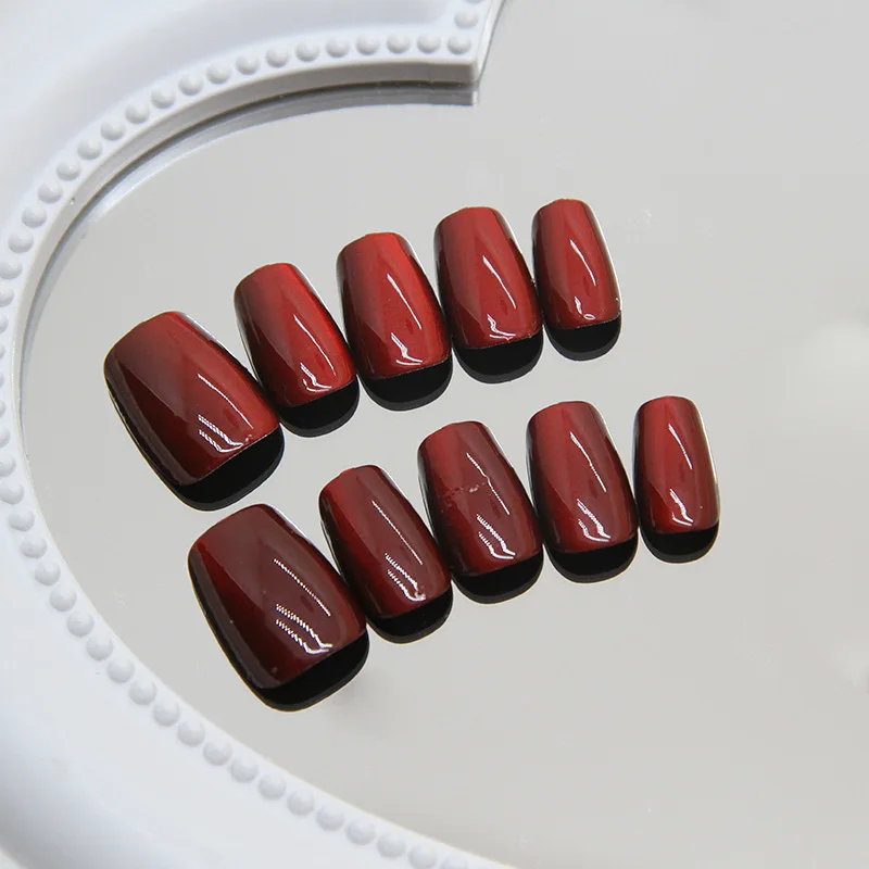 

10pcs Handmade Nails Cat Eye Chess Red White Short T Press-on Nail Pieces Reusable Sticky Row Fake Nails Suitable for Girls Use