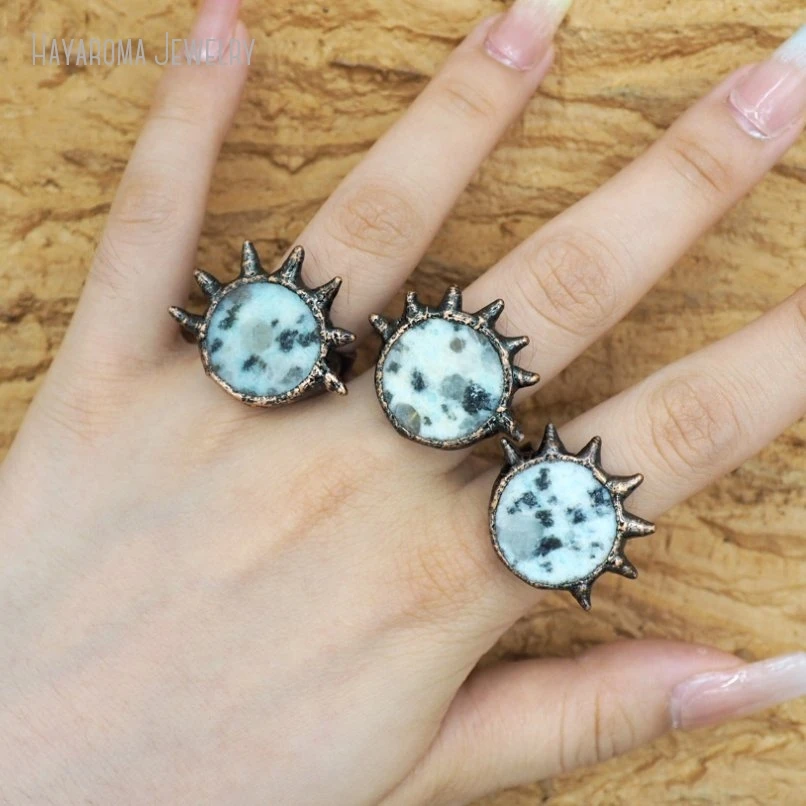 2Pcs Semi-precious Kiwi Stone Sun Thorns Bubble Claw Organic Claws Spiky Brutalist Y2k Handmade Vintage Ring RM51092