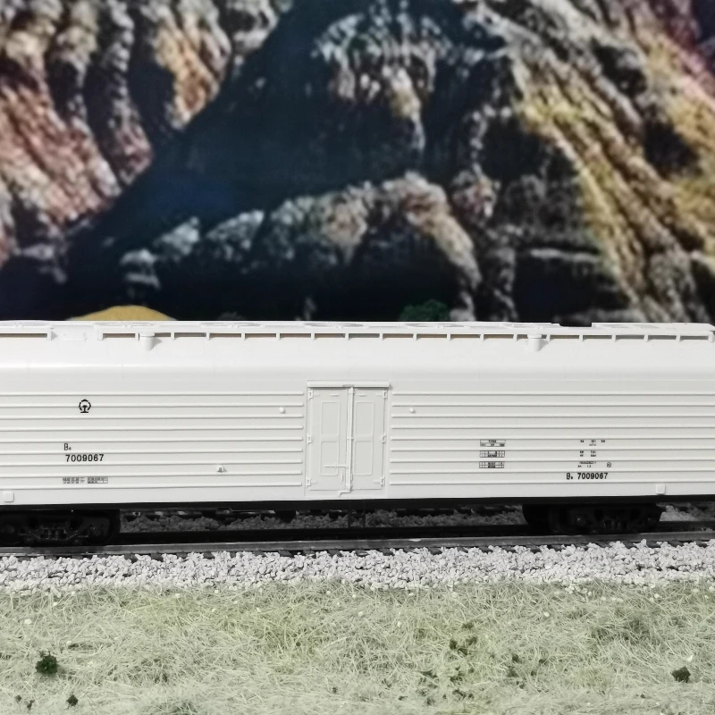 CMR HO 1/87 鉄道模型 B6 絶縁車 4両セット 白車セット 男の子 おもちゃ ギフト