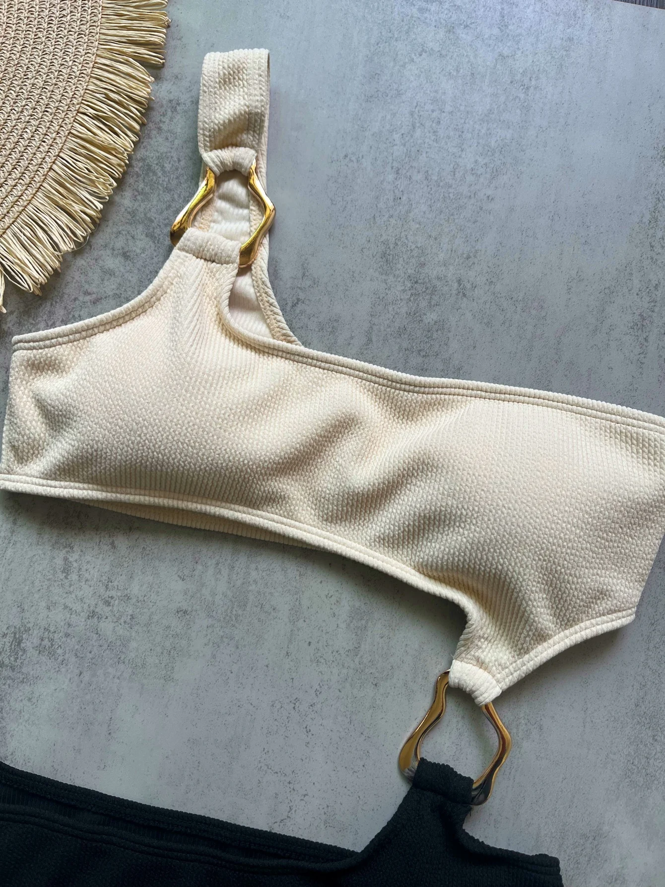 New Splicing Asymmetric One Shoulder One Piece Swimsuit Women Swimwear Female Metal Ring High Cut Bather Bathing Suit Swim