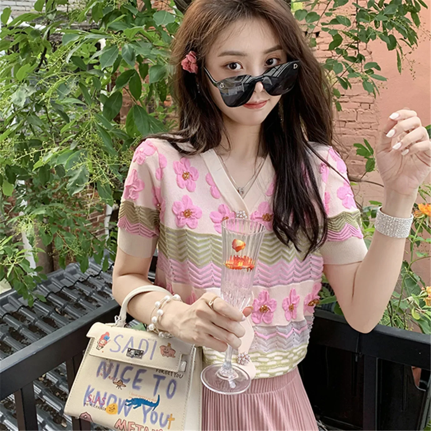 Summer Cute Women Cardigan V-Neck Short Sleeve Flower Beaded Hollow Out Knitted Sweater New Fashion Loose Temperament Sweater