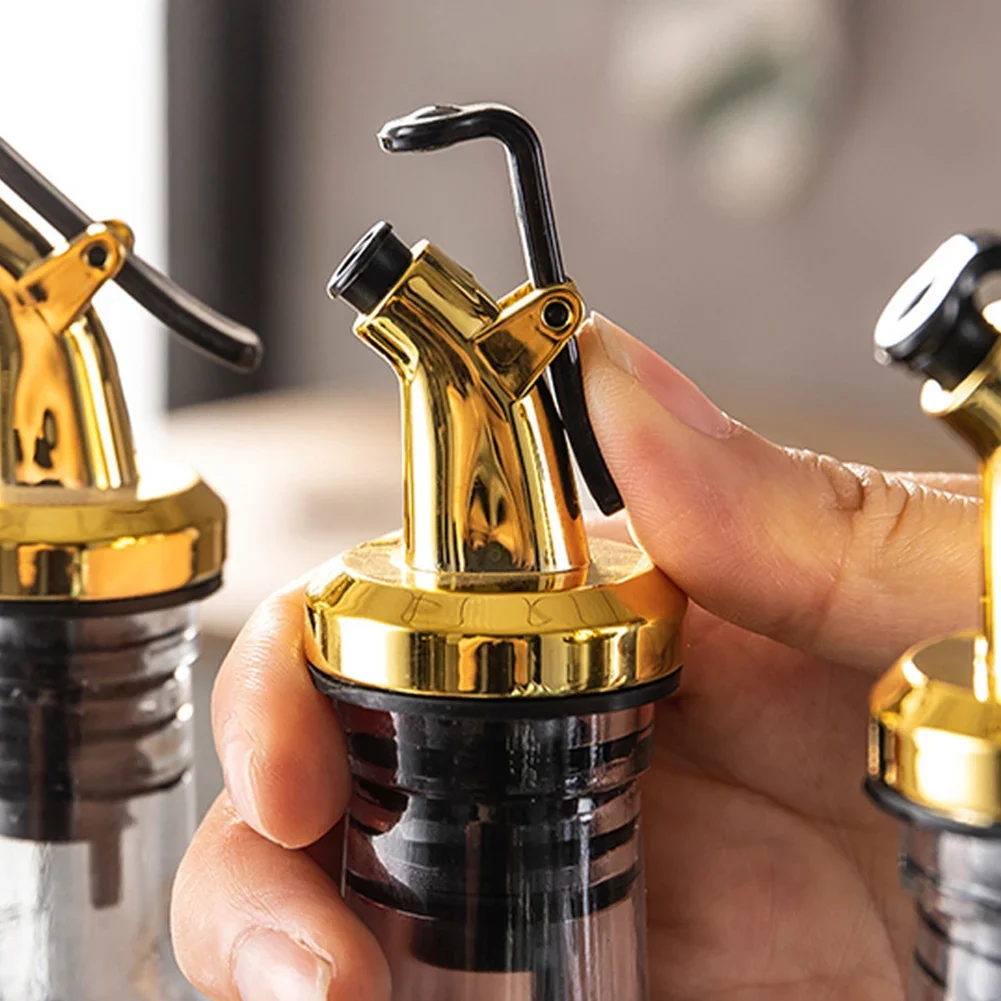 Oil Vinegar Bottle Stopper Leak-proof Oil and Vinegar Dispenser Pour Spouts Multifunctional Suitable for Most Bottles