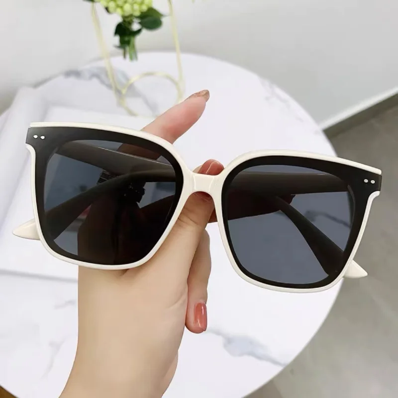 Gentle Monster HER 01 Small Sunglasses: Real-World Performance
