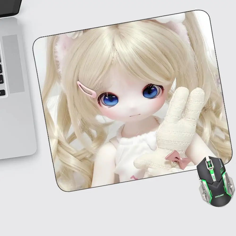 

Barbie Dolls Mouse Pad Small Mouse Pad Gaming Accessories Offices Keyboard Computer Desk Mat Pc Gamer Non-slip Mousepad