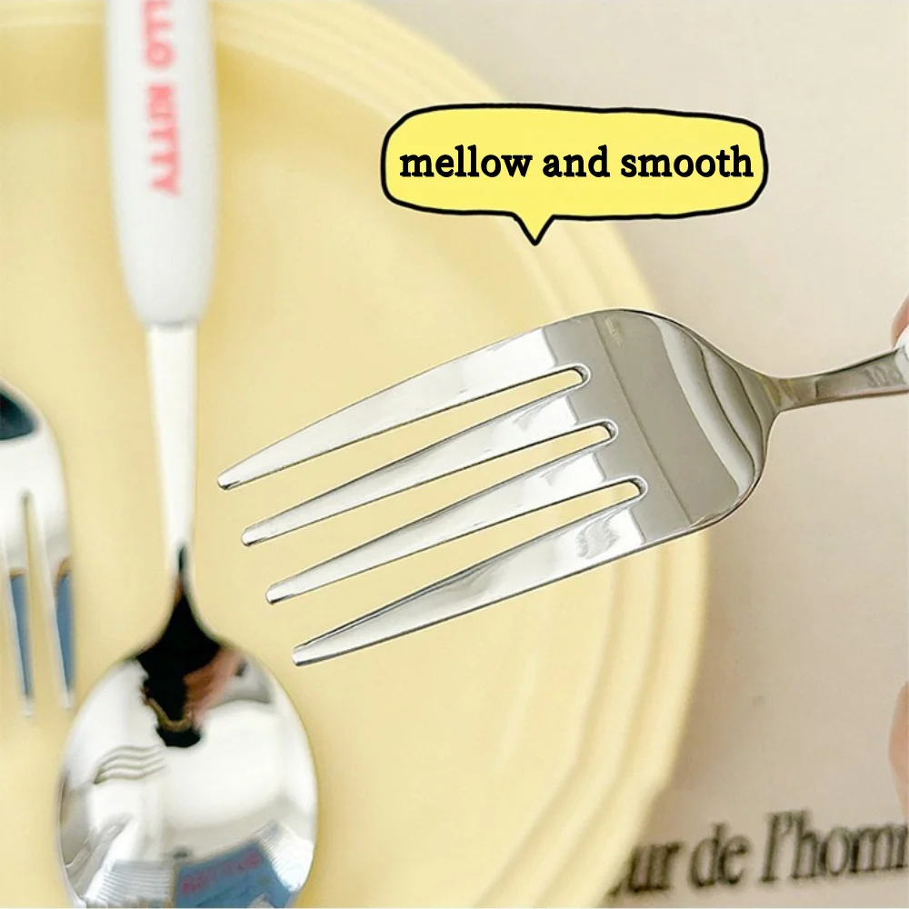 2 szt./zestaw Sanrio Zastawa Stołowa Śliczne Kreskówkowe Melody Cinnamoroll Studenci Łyżki i Widelce ze Stali Nierdzewnej Dwuczęściowy Zestaw Akcesoria Kuchenne