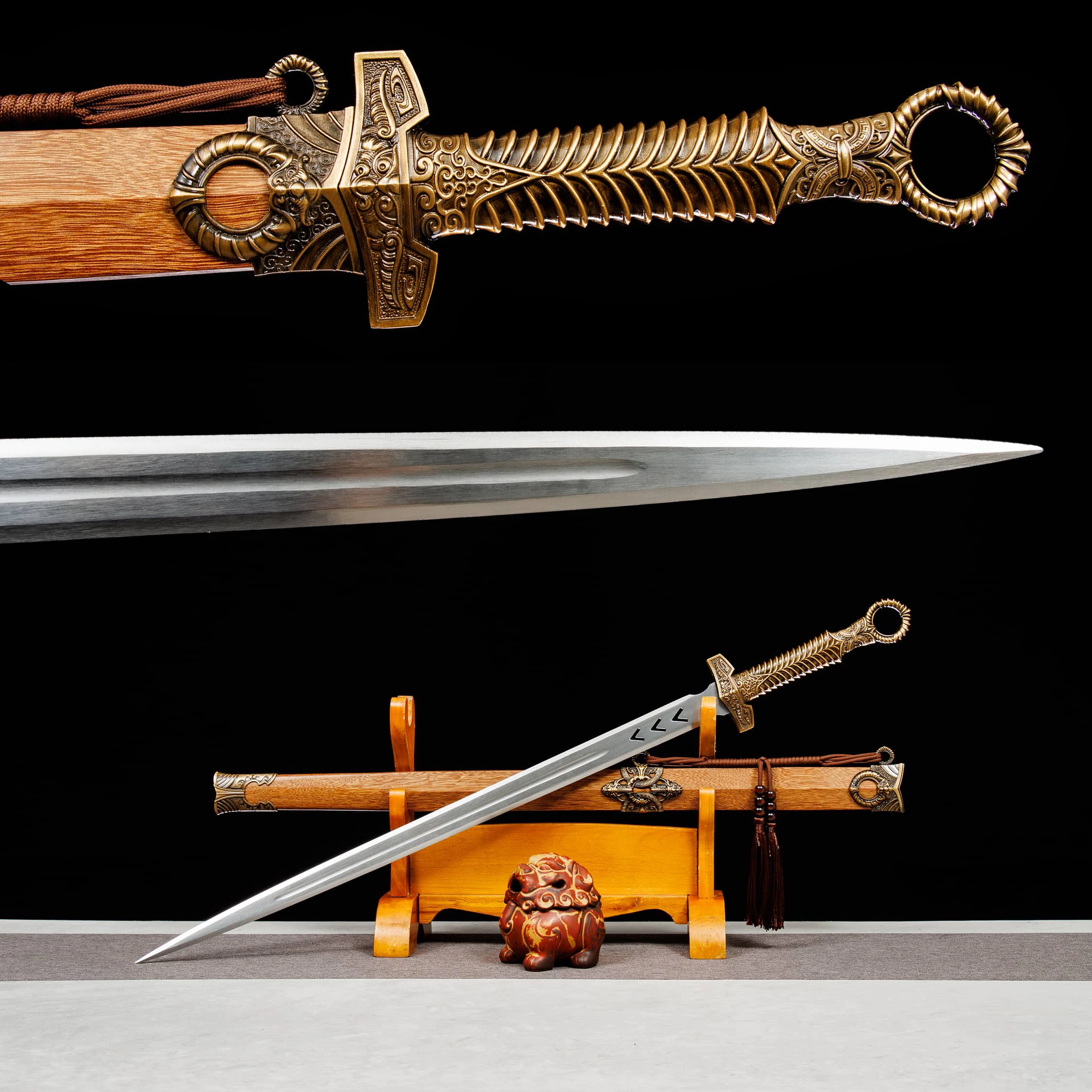 

99cm Medieval European knight sword cosplay carbon steel sharp Weapons katana full tang Shirasaya Wood Sheath Real steel