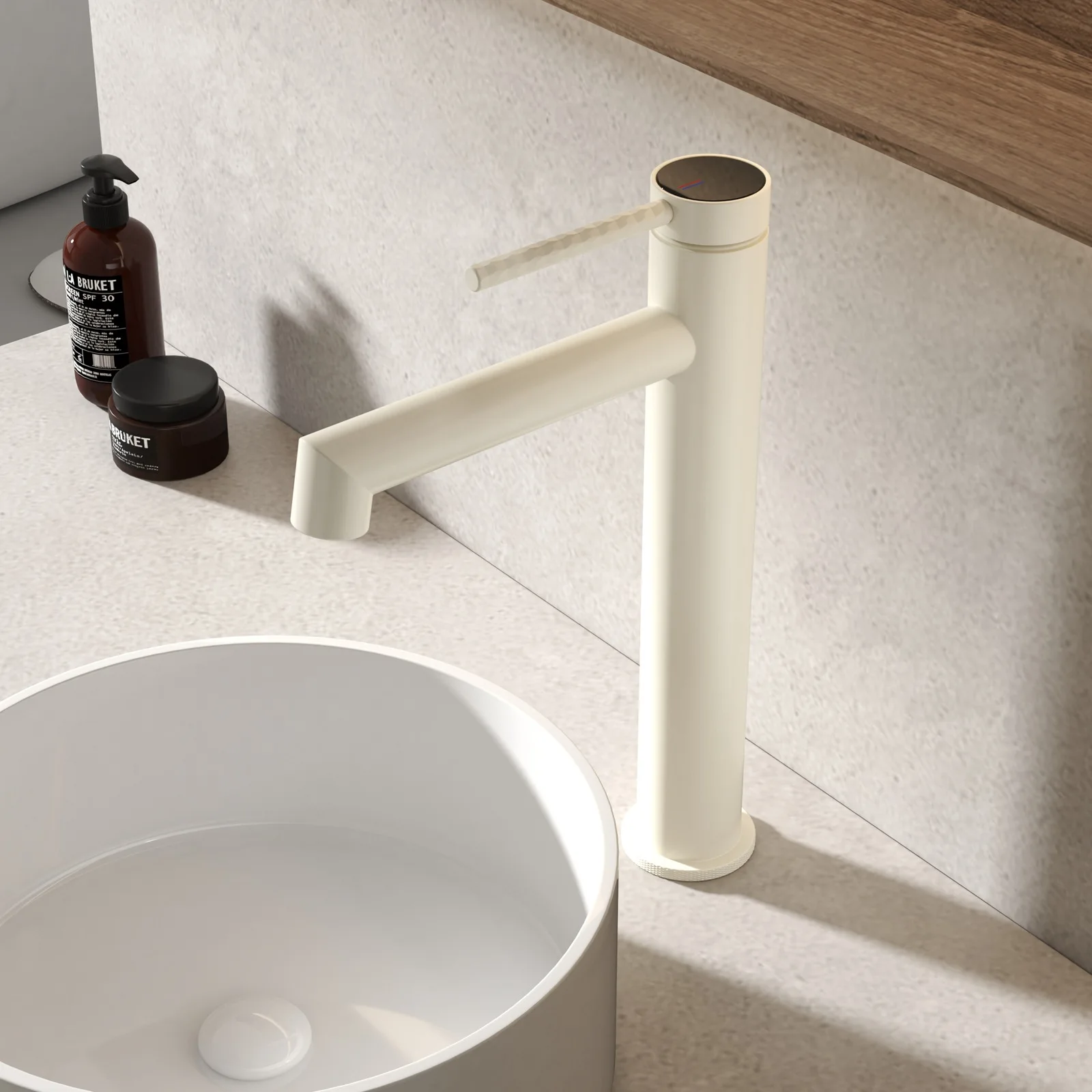 

Новый золотой смеситель для раковины в ванной комнате, латунный смеситель для горячей и холодной воды, смеситель для воды с одной ручкой, рычажный смеситель для раковины