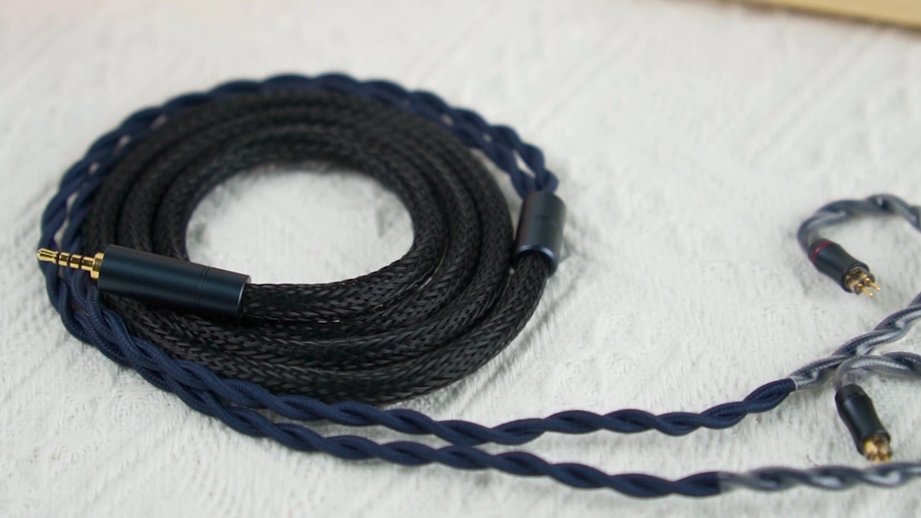 NICEHCK DragonScale 7N OCC Palladium Silver Earphone Cable