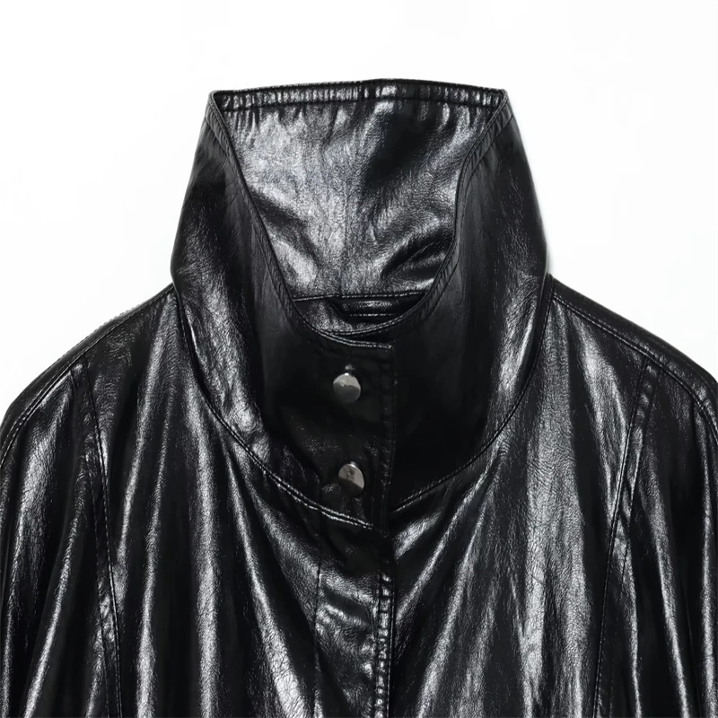   Giacca oversize da donna in ecopelle - Cappotto nero con colletto rialzato con trama in pelle retrò e design con cerniera