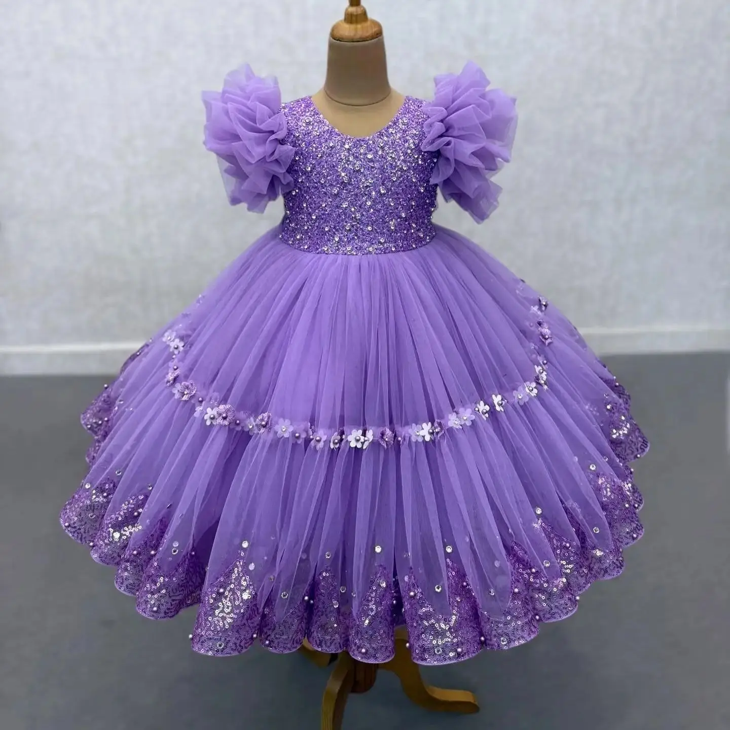 

Лиловое платье с цветочным узором для девочек на день рождения, нарядное платье с рюшами для девочек, детские платья для конкурсов красоты, платья для фотосессий в стиле маленькой королевы
