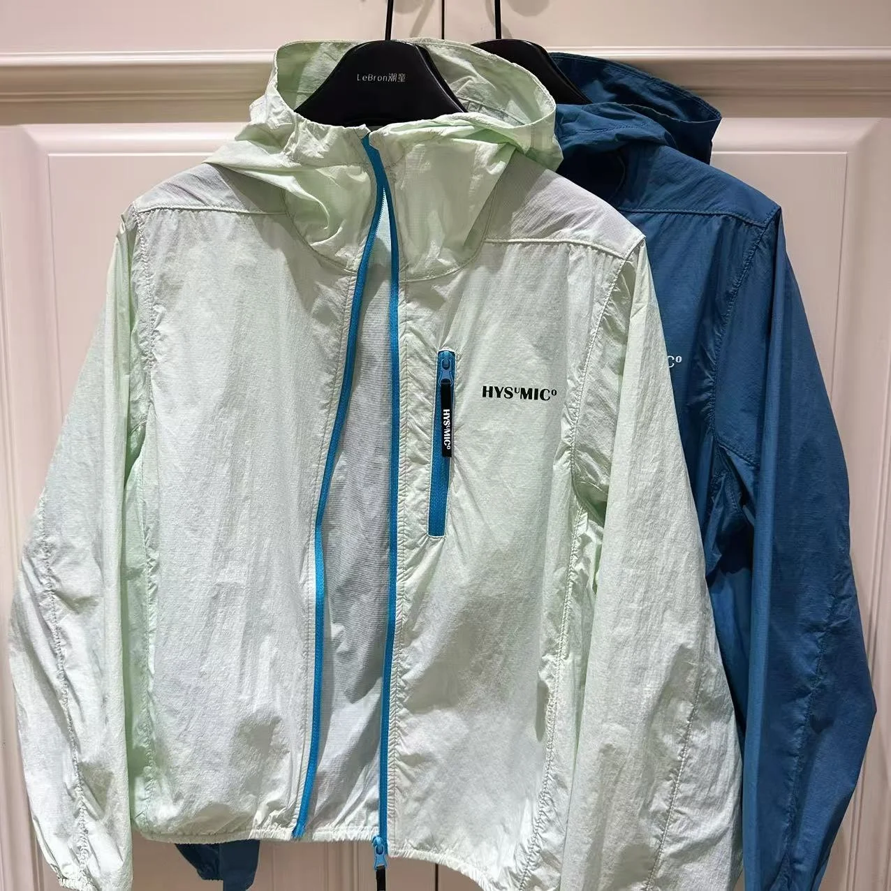 chaqueta-de-verano-ligera-con-capucha-para-ninos-proteccion-solar-estilo-casual-cierre-de-cremallera-manga-larga-ajuste