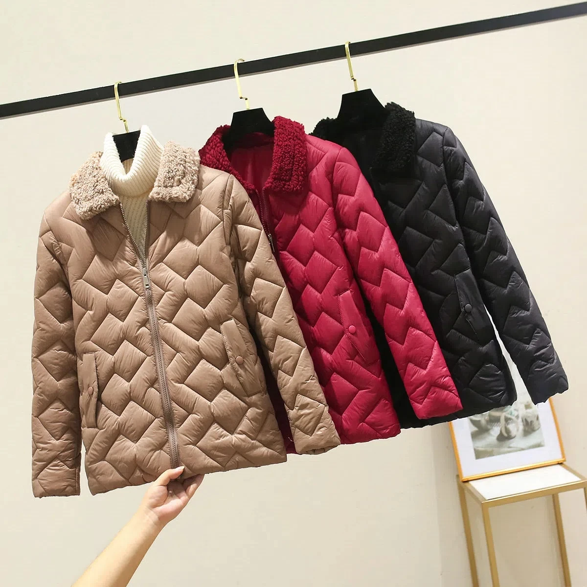 

Parkas Women 2022 Winter New Fashion Imitation Lambhair Jakcet Female Large Size Fur Collar Thick Warm Down Cotton Padded Coat