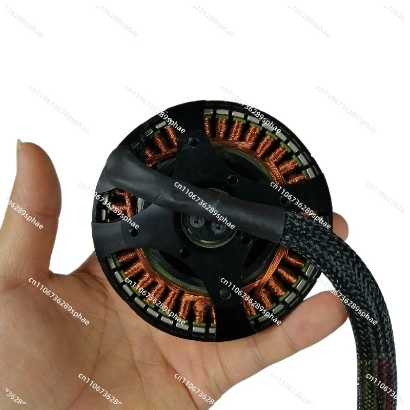 

8318 Бесщеточный двигатель 3 кВт KV110