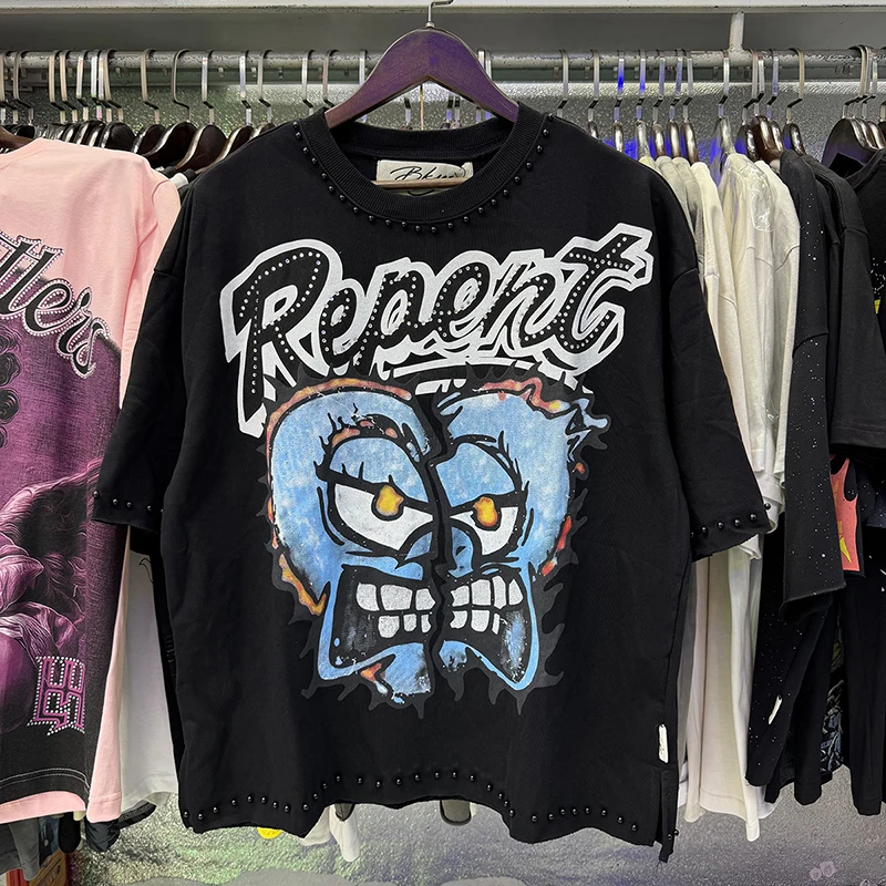 

Футболка American Streetwear BKYS 2026 летняя синяя с черепом и стразами, из махровой ткани, с коротким рукавом