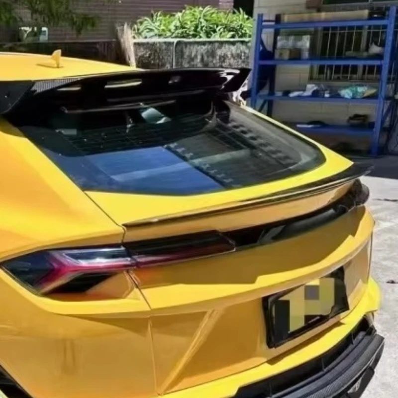 Suitable for Lamborghini URUS S Upgrade 1016 Style Carbon Fiber Rear Spoiler Body Kit, Car Rear Wing Kit, Customized Car Kit