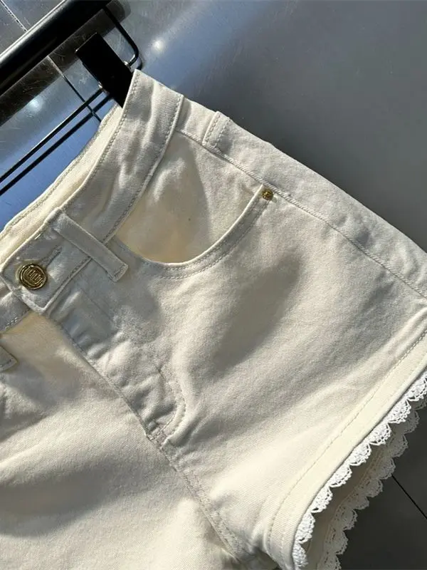 Korean Fashion White Denim Patchwork Lace High Waist Wide Leg Shorts Women Summer Vintage Washed Jean Short Pants Casual Popular