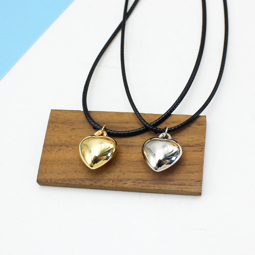 Punk Black Leather Braid Wax Cord Short Chain Necklace for Women Simple Love Heart Pendant Choker Jewelry Accessories