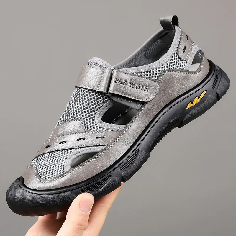 

Men's Sandals 2026 Summer Leisure Beach Breathable and Versatile Baotou Leather Shoes Beach Shoes