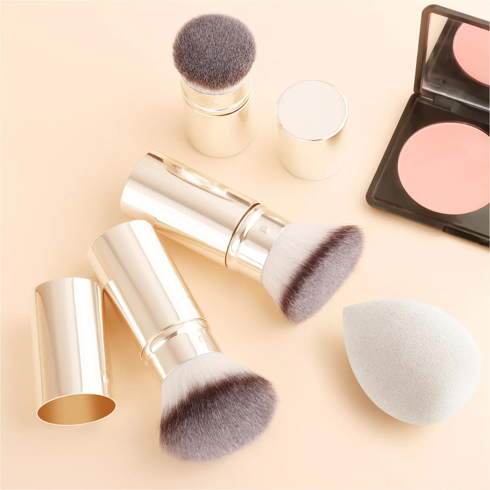 

3Pcs Retractable Makeup Brushes Set with Makeup Sponge, Portable Loose Powder Blush Contour Brush, Metal Handle Travel Cosmetic