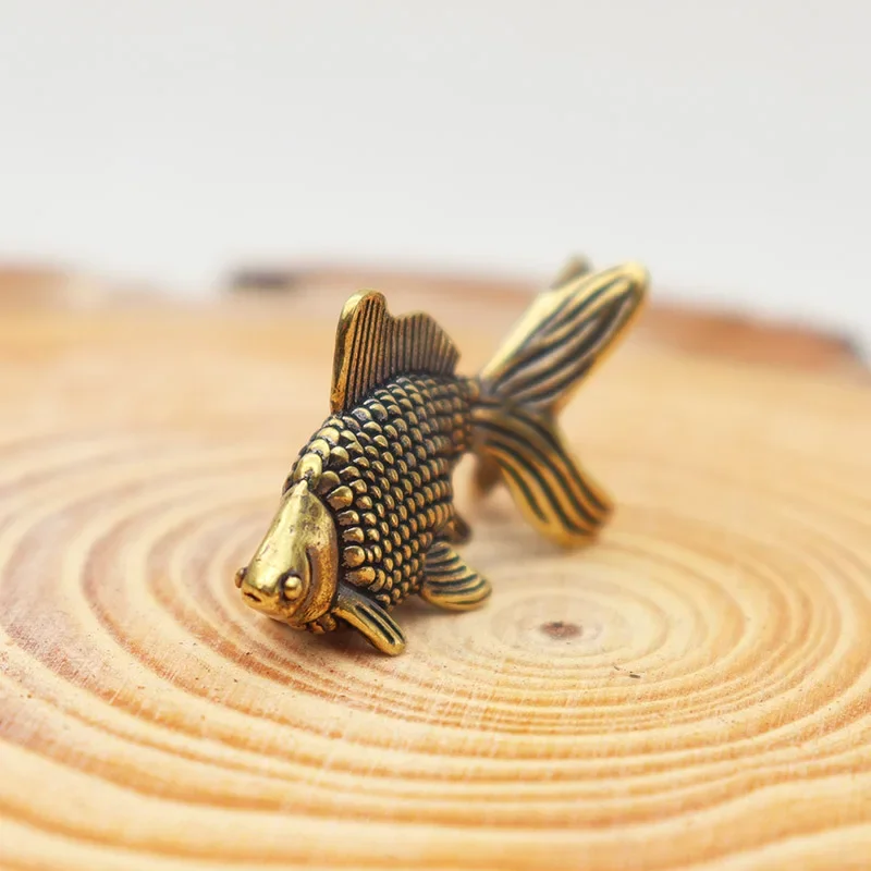Brass Goldfish Figurines Retro Lucky Animal Statue Miniatures Ornament Home Decor Desk Decoration Tea Pet Cute Gifts