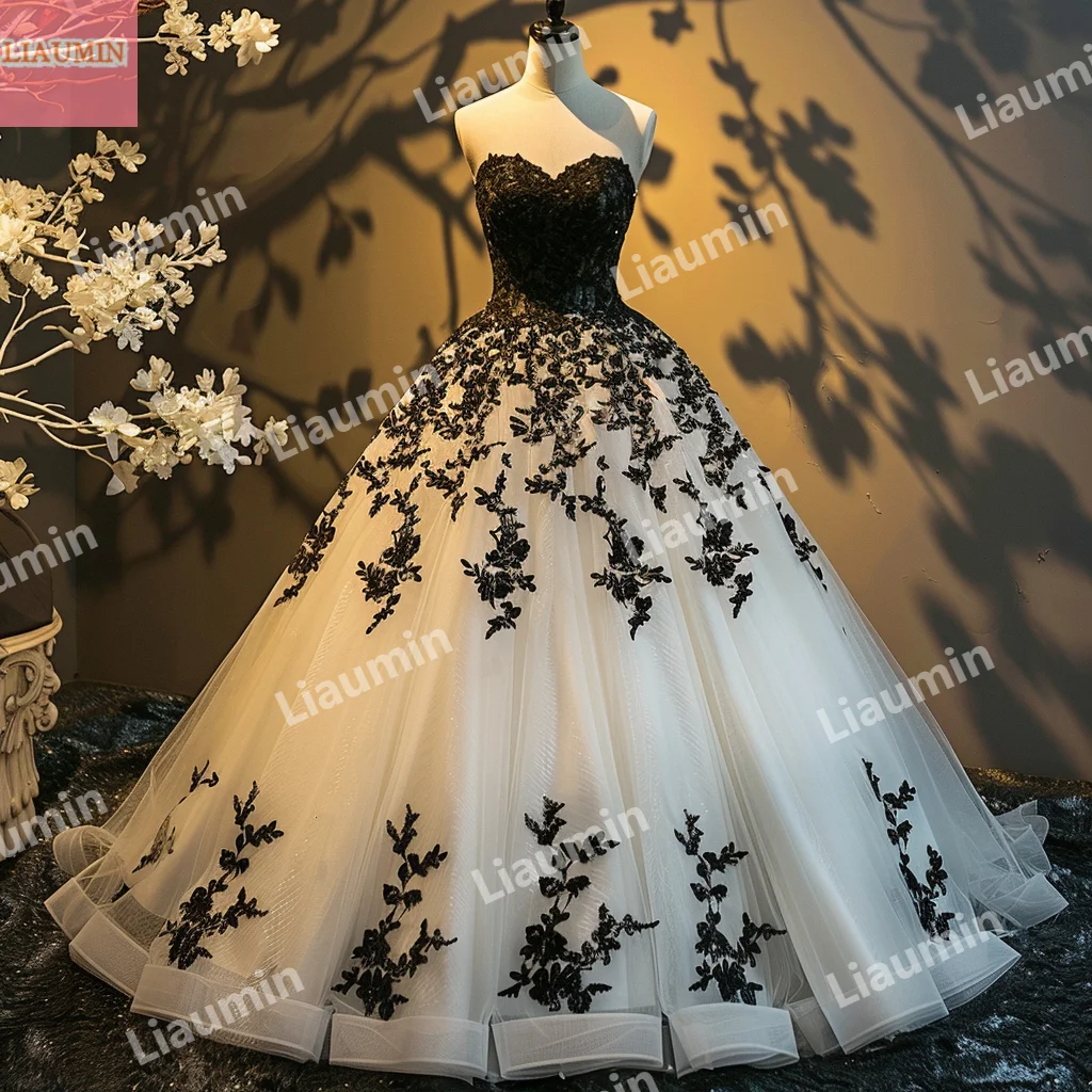 Gaun Prom pernikahan tanpa tali Applique renda hitam Tulle putih indah baru gaun pesta pengantin tanpa lengan W15-49.17 panjang lantai