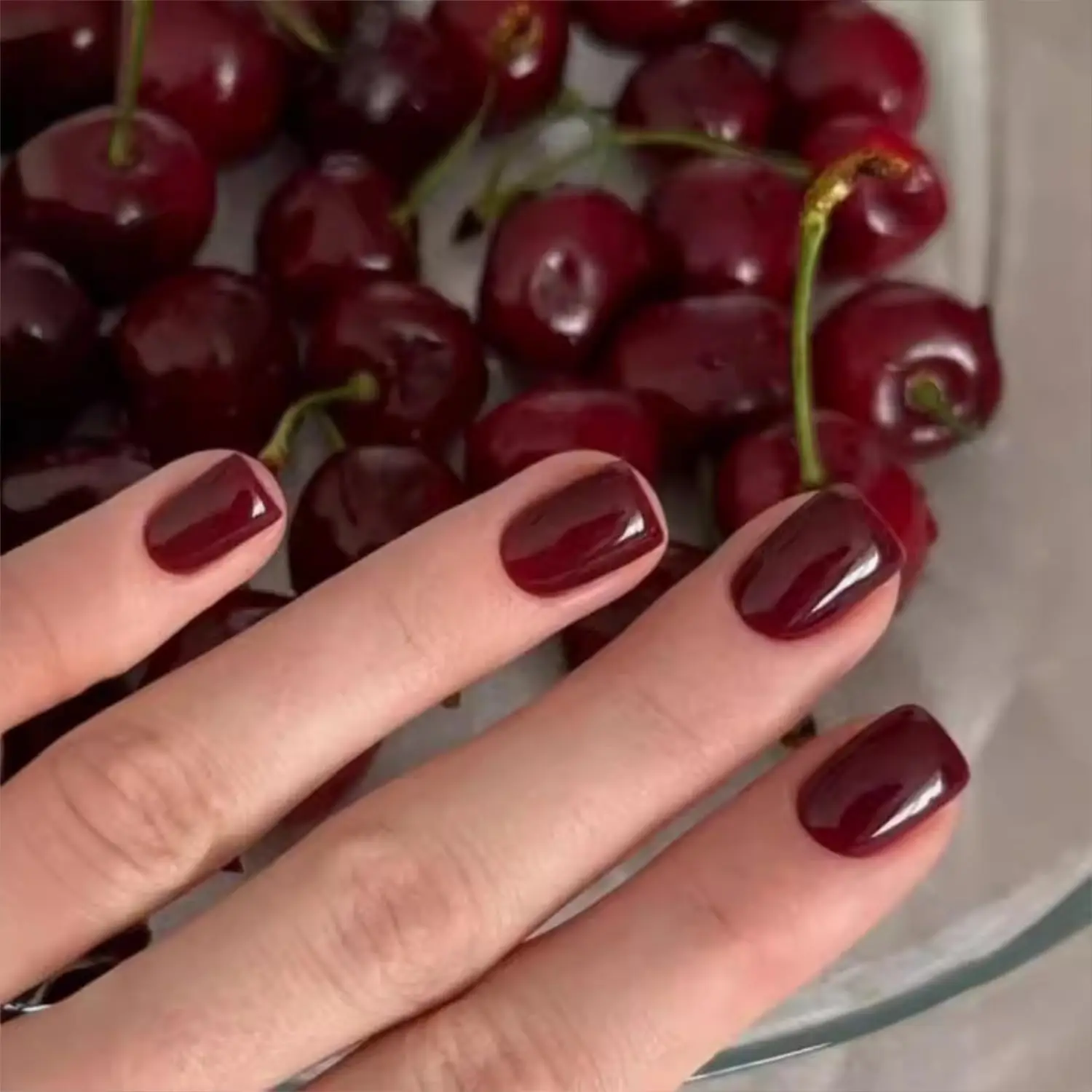 120Pcs Cherry Red Short Square Press On Nail 1*Box Glossy Red Fingernails Square Fake Nails Full-Cover Short Red Square Nail Tip_voghion.com