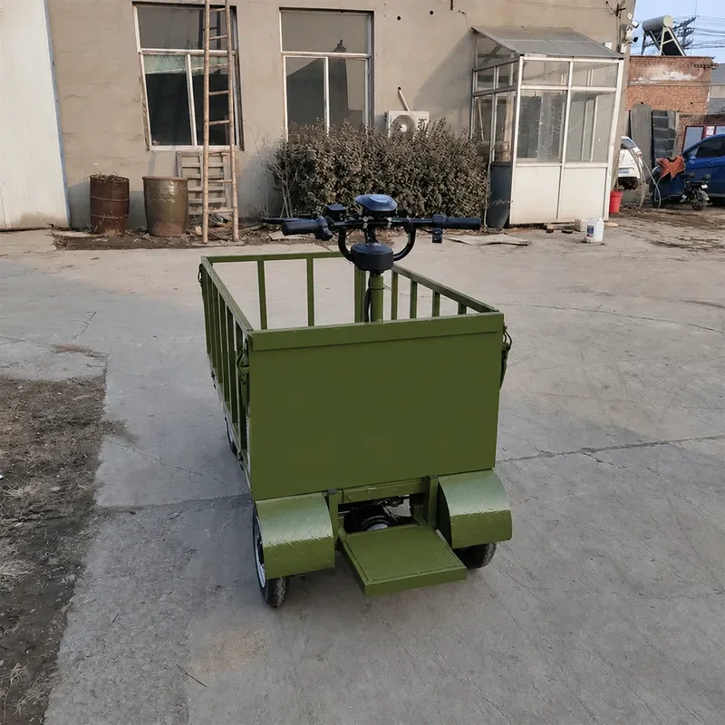 Green Inverted Pedal Electric Flatbed Truck Logistics Vehicle