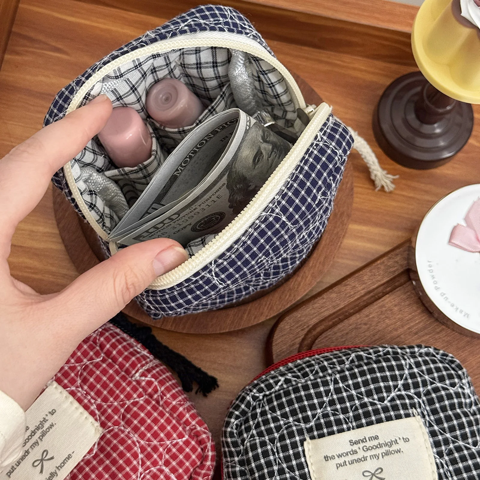 Cute Period Care Pouch Quilted Heart Plaid Organizer for Travel Women's Sanitary Napkin Bag Small Coin Purse Portable Case