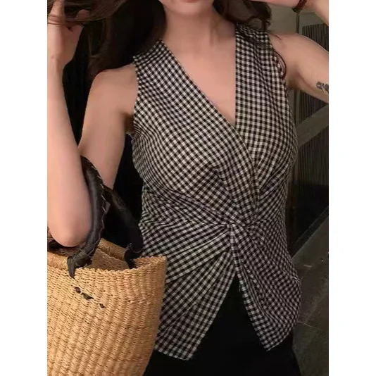 Skin-friendly Thin Retro Grid Design Women's Vest Summer High-end Knotted Design Breathable Ultra-short Length Casual Wear