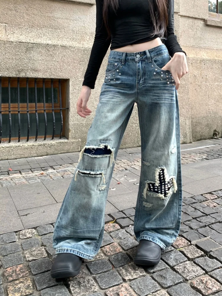 2026 American Retro Y2K Style Rivet Design Washed Blue Baggy Women's Ripped Jeans Pants For Woman Clothing Gothic Denim Trousers
