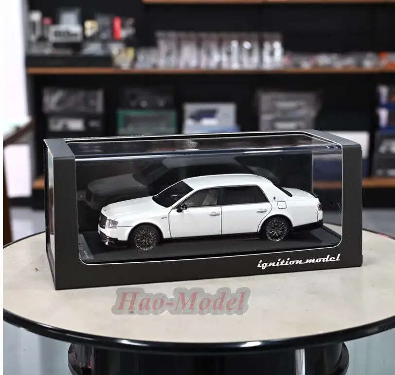 IG 1/43 For Toyota Century GRMN Car Model Resin Diecast Simulation Kids Toys Boys Birthday Gifts Hobby Display Collection White