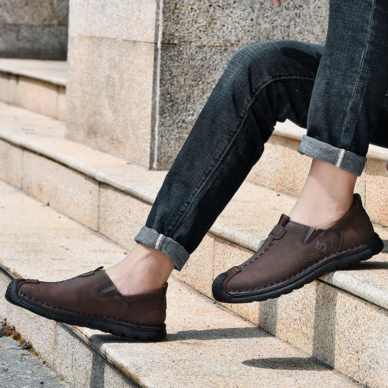 Nieuwe Grote Herenschoenen Split Lederen Heren Casual Schoenen Mode Topkwaliteit Rij Mocassins Slip On Loafers Heren Platte Schoenen