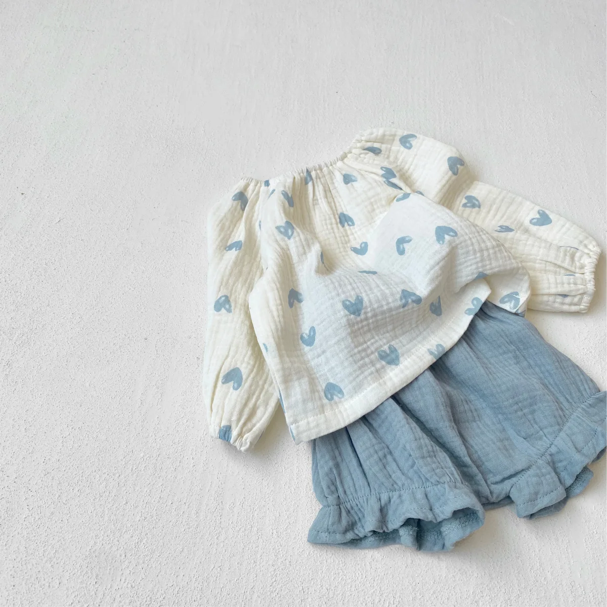 2026 Summer New Baby Girl Blue Heart Print Clothes Set Newborn Toddler Girl Cotton Shirts + Shorts 2pcs Suit Infant Outfits