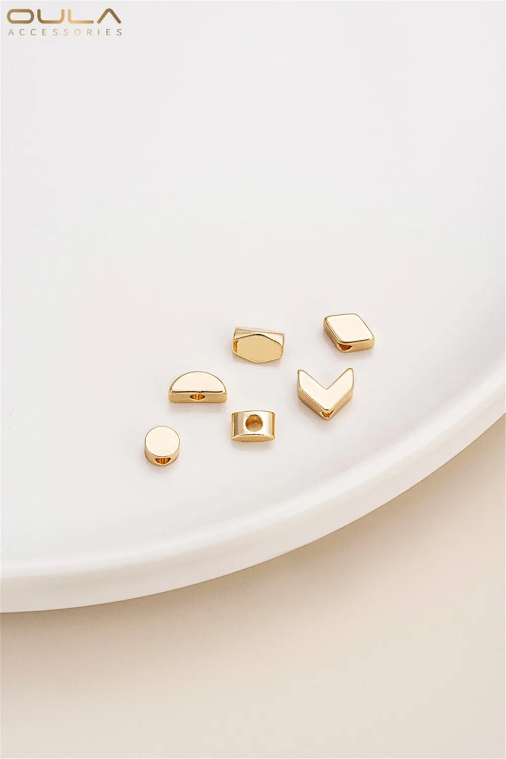 

14K Gold-plated Geometric Shape Loose Beads Cylindrical Semi-circular Hexagonal Rhombic Spacer Beads Handmade Diy Bracelet Acces