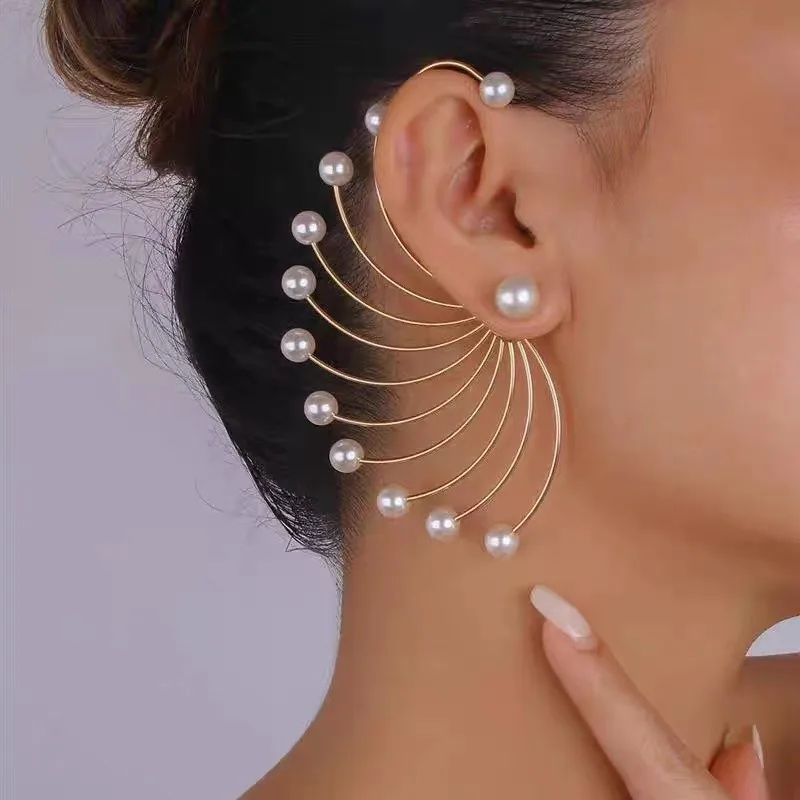 Pendientes circulares elegantes en forma de abanico para mujer, perlas artificiales, tachuelas para uso diario, accesorios de perlas para fiesta de boda y novia, joyería