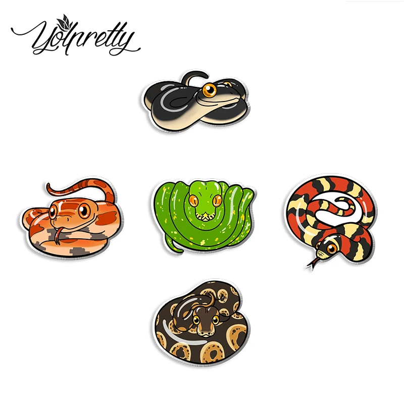 2023 New Arrival Fashion Cartoon Python Black Snake King Snake Handcraft Acrylic Epoxy Badge Pin Lapel Pins