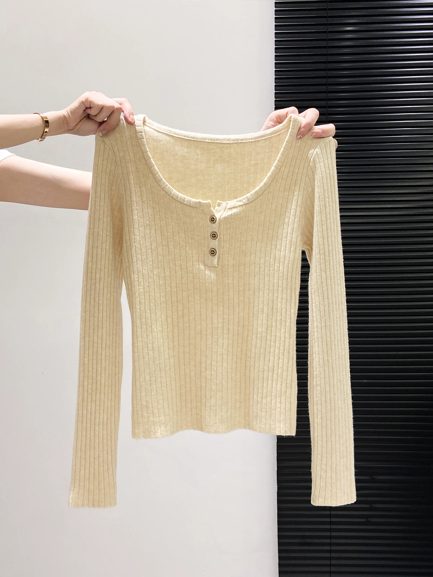 سليم صالح طويل Sve محبوك سترة المرأة زر f طوق مفتوح Faionable الخريف فقدان الوزن ملابس داخلية مستوى الكتف