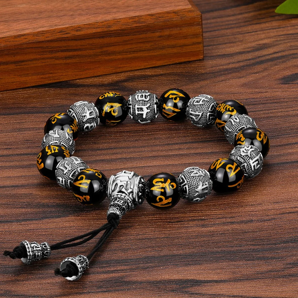 Tibetan Ethnic Silver Color Buddha Bead Bracelet for Men Om Mani Padme Hum Lotus Shaped Vintage Nepal Obsidian Jewelry Wholesale