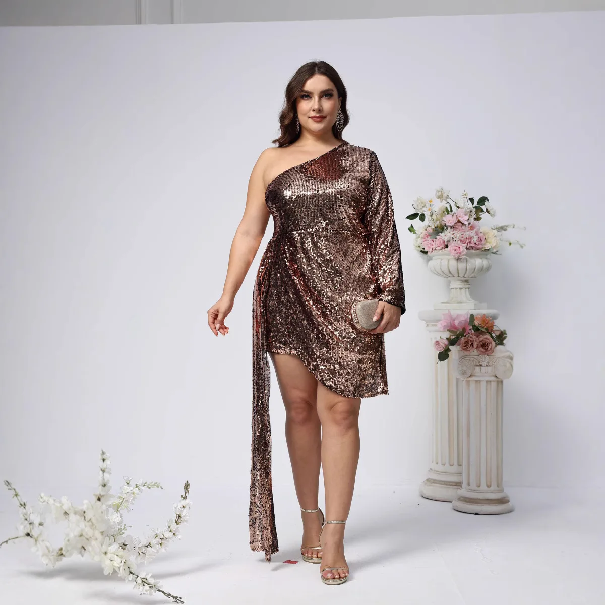 

Женское новое элегантное темпераментное платье больших размеров с асимметричным вырезом на одно плечо и блестками, тонкая талия, платье, халат, женское платье