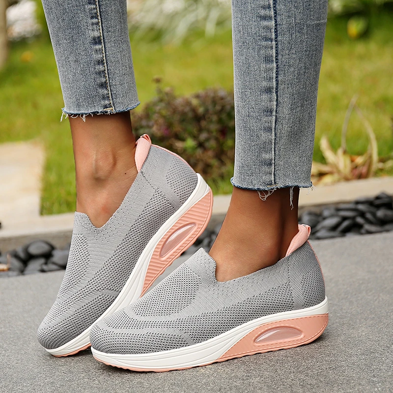 Zapatos Deportivos vulcanizados para mujer, zapatillas de plataforma para exteriores, calzado deportivo informal de PU a la moda, novedad de 2023