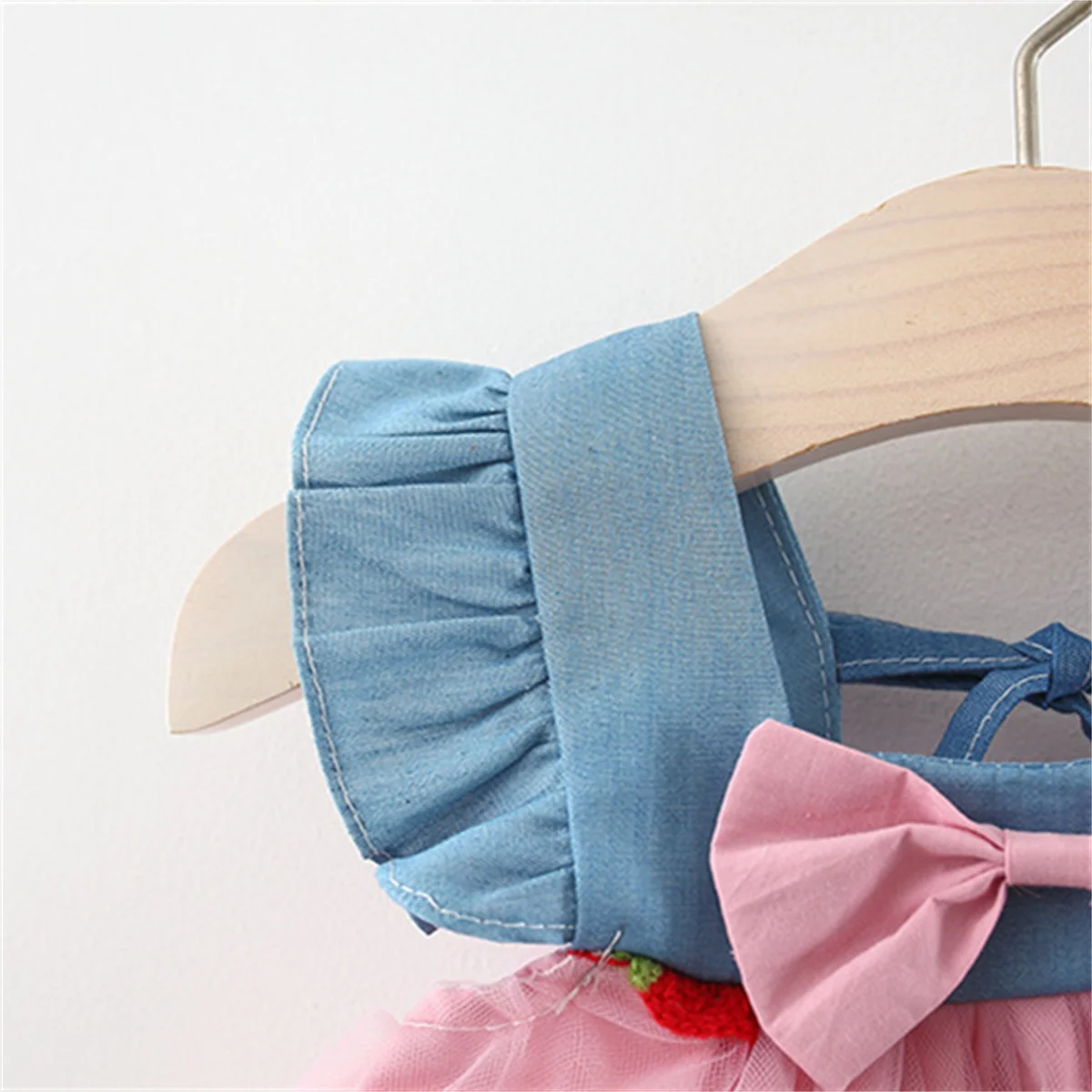 Summer New Baby Girls Dress Small Sleeve Chest Bow Ribbon Strawberry Backless Square Neck Sweet Princess Dress